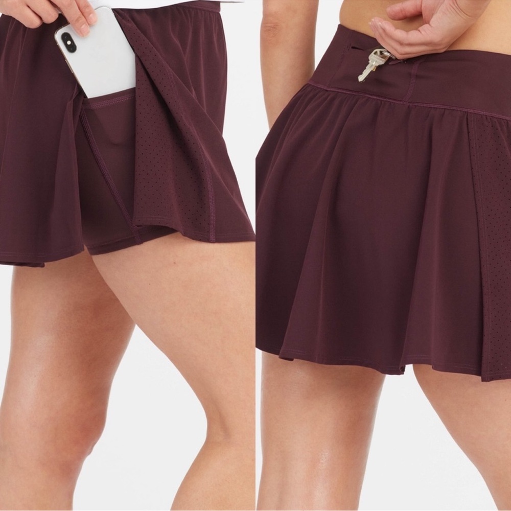 SPANX Women's Skort in Burgundy